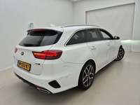 Aanzicht achter rechts