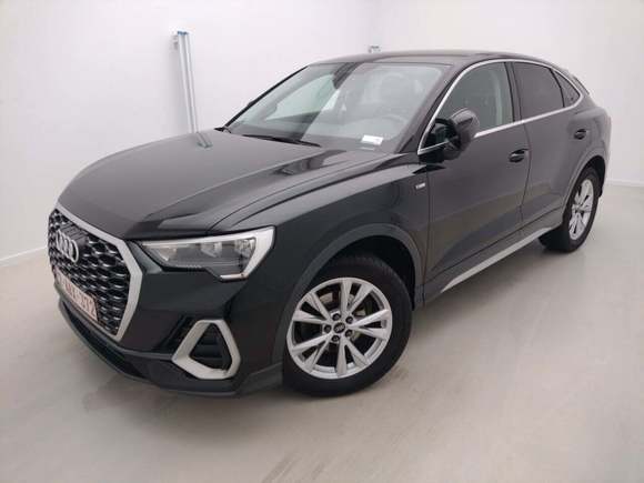 Pogled od napred levo