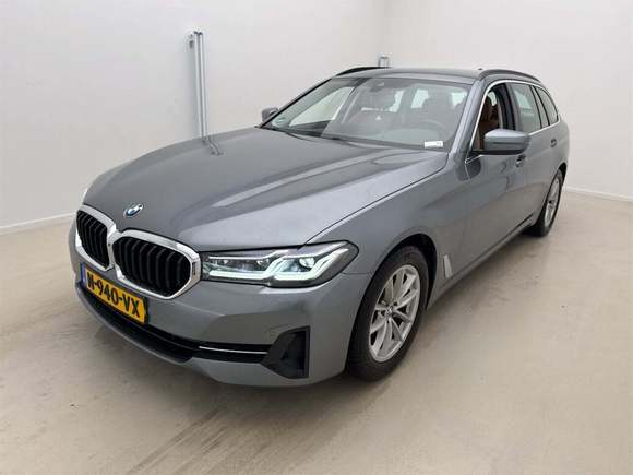 Pogled od napred levo