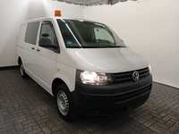 Pogled sprijeda desno