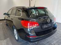 Pogled straga lijevo