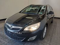 Pogled sprijeda lijevo