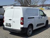 Aanzicht achter rechts