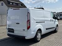 Aanzicht achter rechts