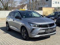 Вид спереди справа