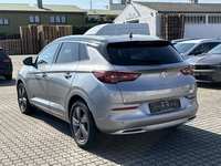 Вид сзади слева