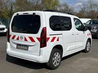 Aanzicht achter rechts