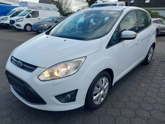 Pogled sprijeda lijevo