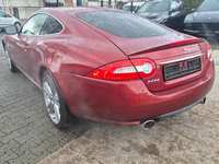 Aanzicht achter links