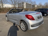 Aanzicht achter links