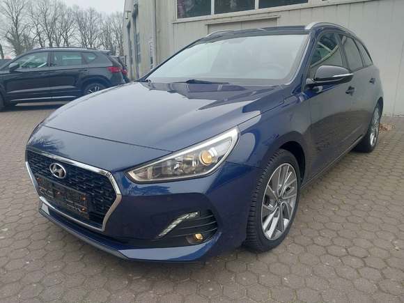 Pogled sprijeda lijevo