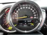 Pogled na kombinirani instrument