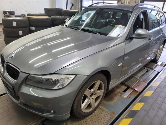 Náhled zpředu zleva