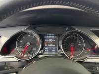 Pogled na kombinovani instrument