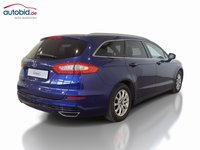 Pogled od pozadi desno