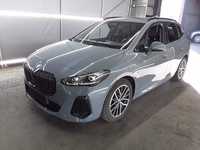 Pogled sprijeda lijevo