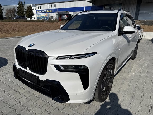 Vedere faţă stânga