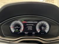 Вид на приборную панель