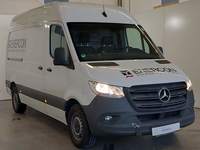 Náhled zpředu zprava