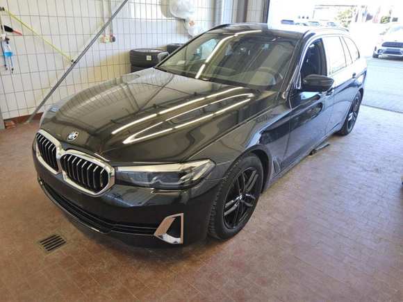 Pogled sprijeda lijevo