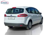 Aanzicht achter rechts