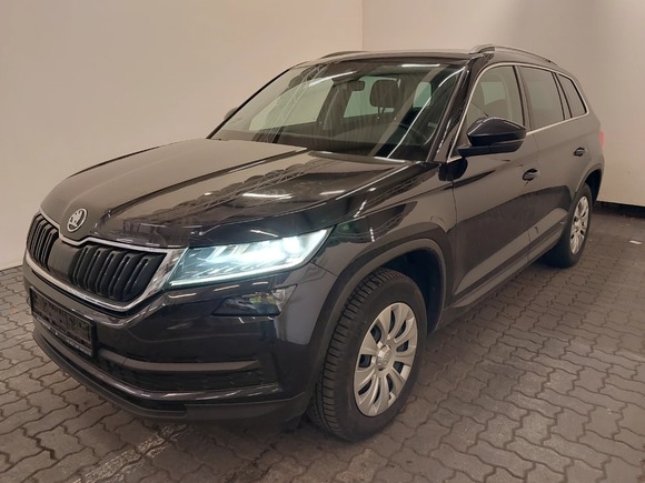 Pogled sprijeda lijevo