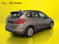 Aanzicht achter rechts