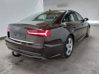 Náhľad zozadu sprava