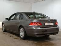 Pogled straga lijevo