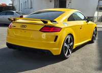 Pogled od pozadi desno