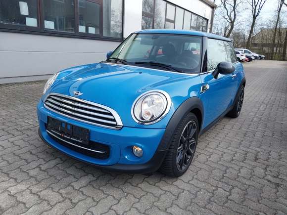 Pogled sprijeda lijevo