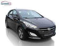 Pogled sprijeda desno