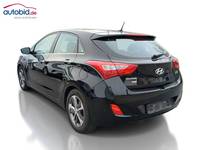 Pogled straga lijevo