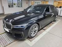 Изглед отпред отдясно