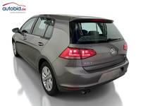 Vue de l’arrière gauche