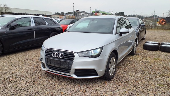 Pogled sprijeda lijevo