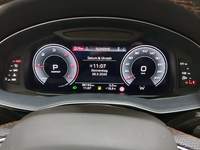 Pohled na přístrojovou desku