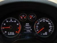 Pohled na přístrojovou desku