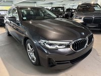 Pogled od napred  desno