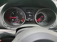 Pohľad na združený prístroj na palubnej doske