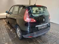 Aanzicht achter links