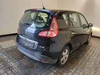 Aanzicht achter rechts