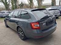 Pogled straga lijevo