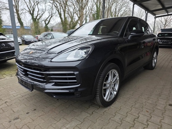 Pogled sprijeda lijevo