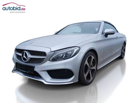 Vue de l’avant gauche