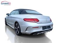 Vue de l’arrière gauche