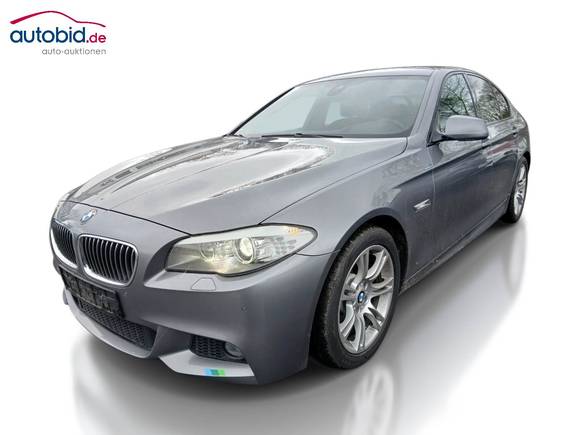 Vue de l’avant gauche