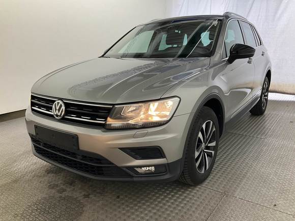 Vue de l’avant gauche