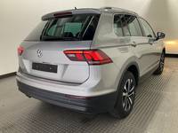 Vue de l’arrière droit