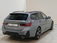 Pogled od pozadi desno